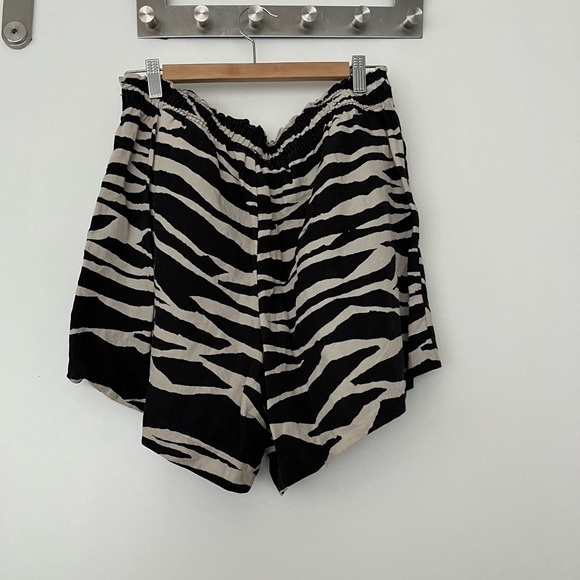❤️ H&M Linen Blend Elastic Waistband Pull-On Shorts - Size L - Picture 4 of 5